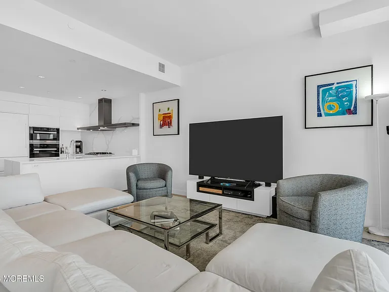 1101 Ocean Ave #1510 — Photo 25