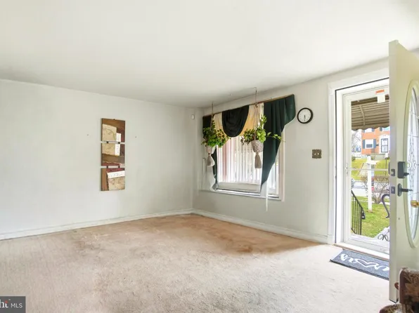 639 Lucia Ave, Baltimore, MD 21229