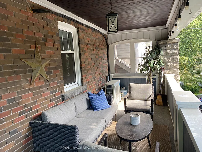 433 Willard Ave — Photo 10