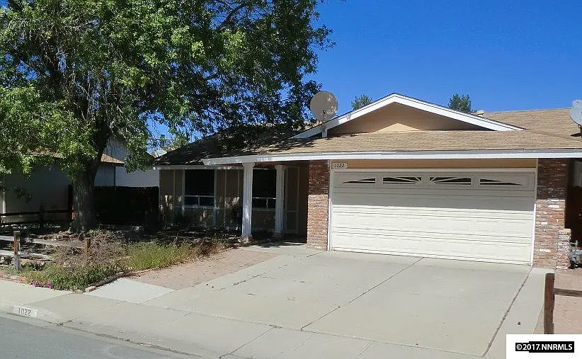 1022 Glen Meadow Dr photo 1