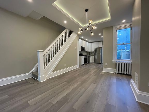 4th image of 3614 Olive St