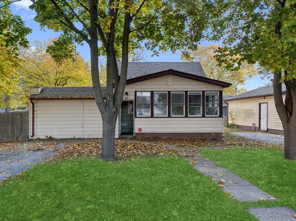 3305 Holdridge Ave, Zion, IL 60099