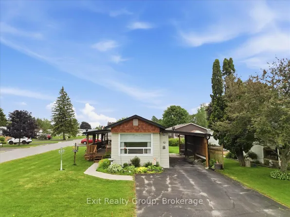 12 Park Ln, Quinte West, ON K8R 0B1