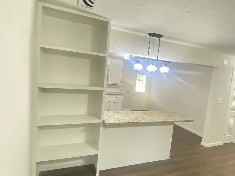 2221 Pine Rd — Photo 10