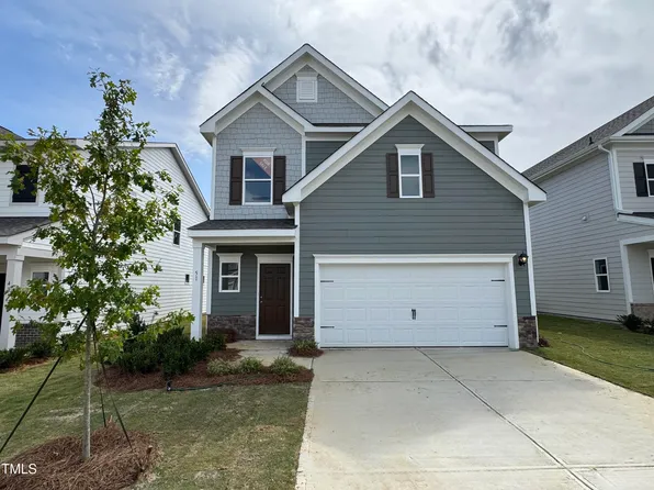 51 Commons Cir, Clayton, NC 27520