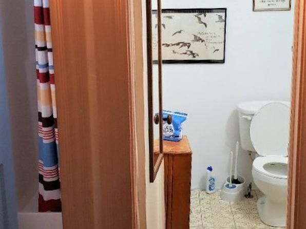 323 Franklin St, Slippery Rock, PA 16057