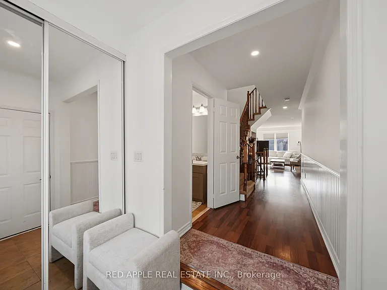 17 Booth St — Photo 8