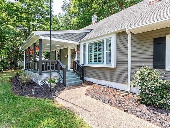 5th image of 309 Mimosa Dr