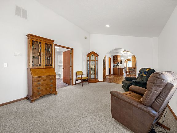 5th image of 2426 Fruitland Blvd SW