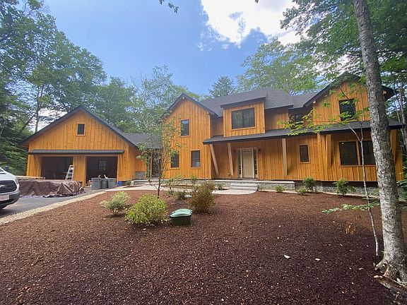 3rd image of 152 Crooked Mountain Road