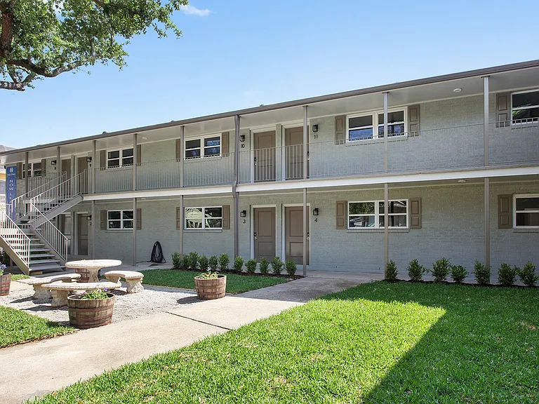 2110 Bayou Rd #5 — Photo 27