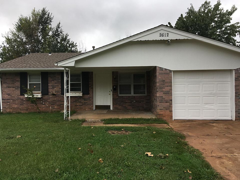 1st image of 2612 Wyandotte Way
