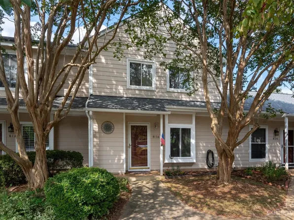 816 Sardis Cove Dr, Charlotte, NC 28270