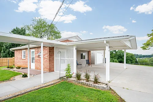 115 Cassidy Dr Photo 1