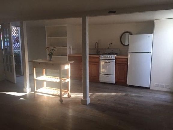 Kitchen/Living Room 2