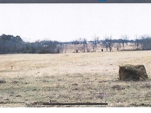 3rd image of 600 Paw Paw Rd