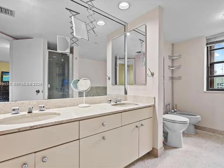 151 SE 15th Rd #CU-502 — Photo 12