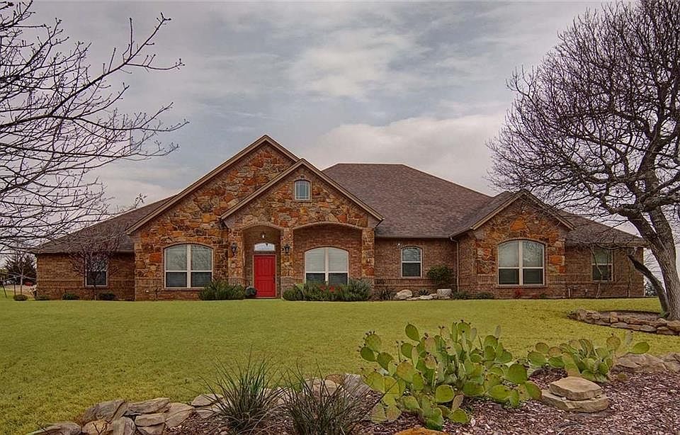 1st image of 143 Meadow Arbor Dr