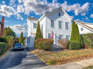 231 5th Ave, Greenport, NY 11944