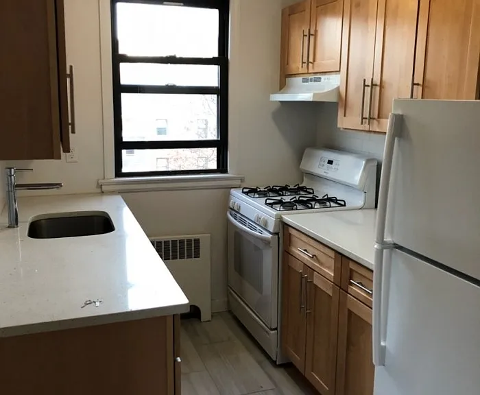 Cooper Dr — Photo 1