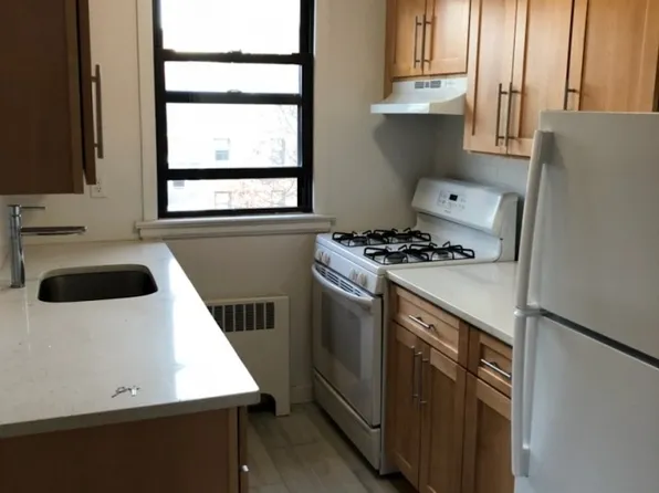 (undisclosed Address), New Rochelle, NY 10801