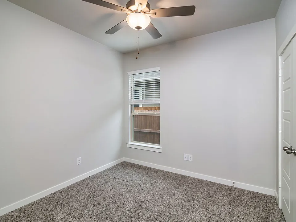612 Harvest Moon Dr
