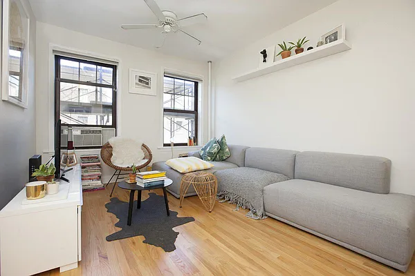 Rented by Avi Nash Associates | media 2