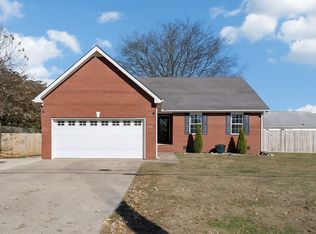 911 Compton Rd, Murfreesboro, TN 37130