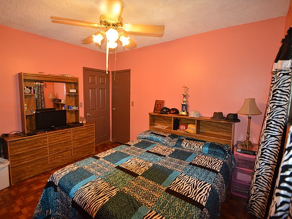 4th image of 6145 Piedmont Ave