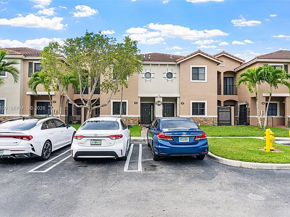 2nd image of 22401 SW 88th Pl Unit 12-27