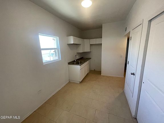 4th image of 3725 Tularosa Ave