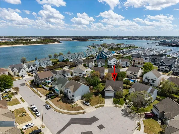 5035 Ocean Way, Norfolk, VA 23518