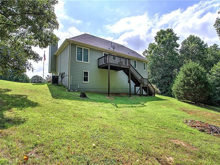 23 Vintage Ct SW — Photo 50
