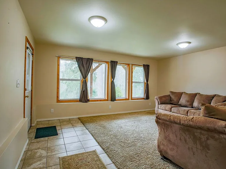 1130 Honeymoon Lake Dr — Photo 28