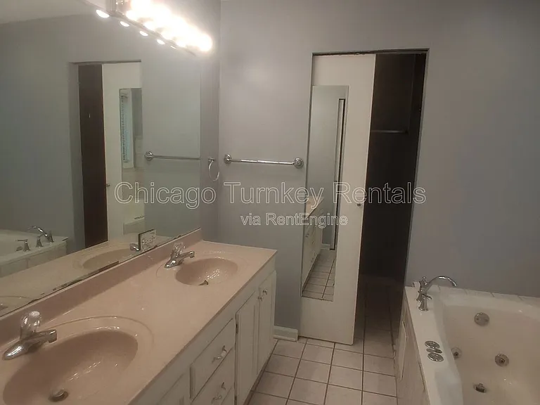 1204 E 166th Pl — Photo 16