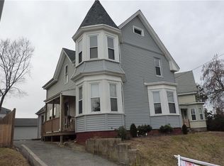 70 Glenwood Ave, Cranston, RI 02910