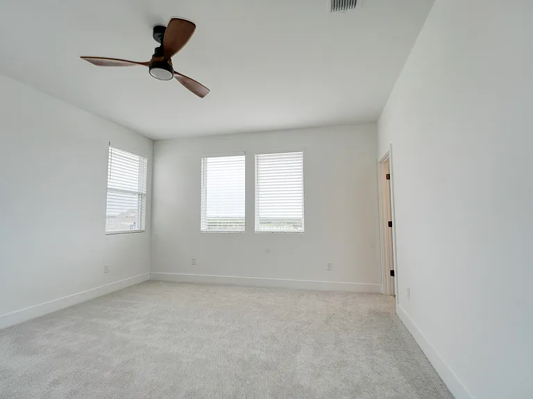 172 Sycamore Pines Ln — Photo 11