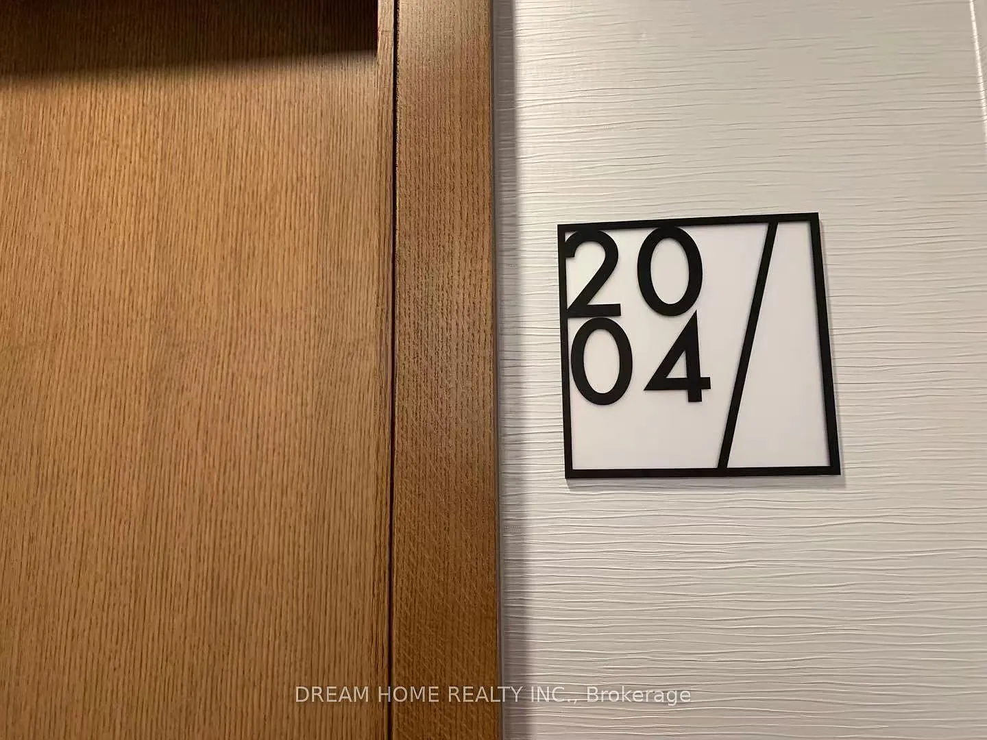 2 bed, $2,750 — Photo 2