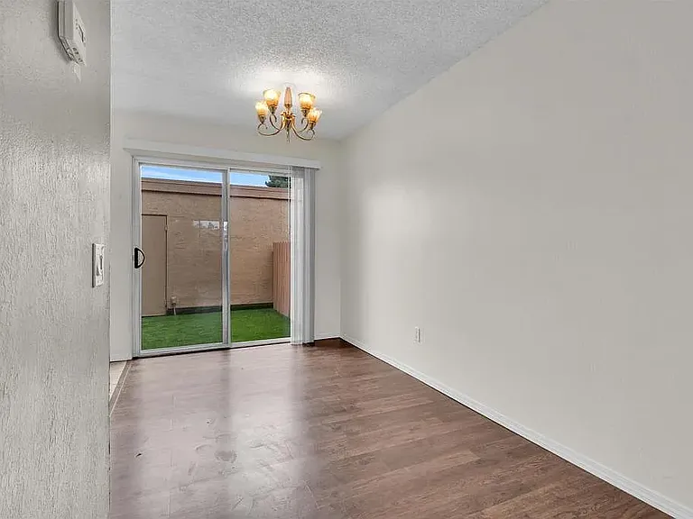 1643 Rue De Valle — Photo 10