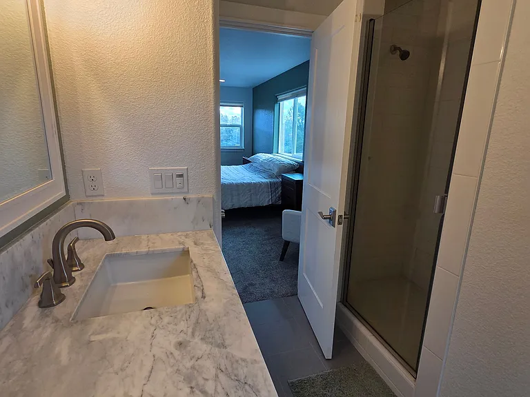 710 Landis Cir — Photo 16