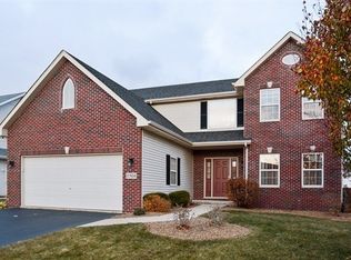 1504 Ridge Brook Dr, Joliet, IL 60431