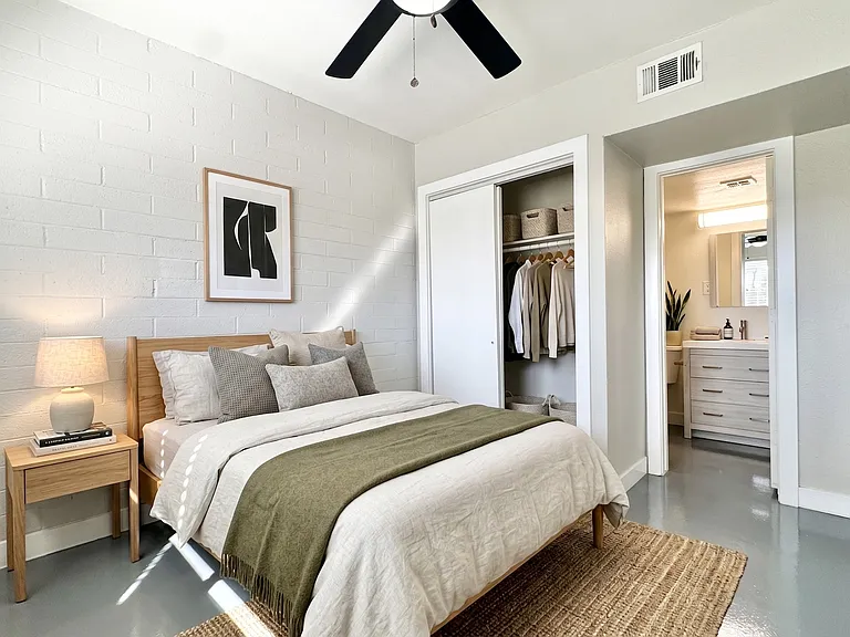 402 N 10th St #6 — Photo 11