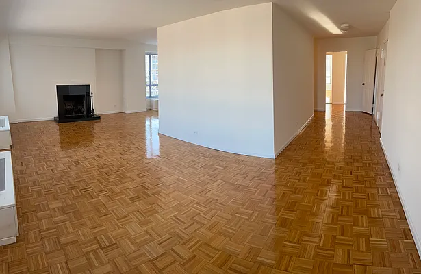 Rented by Solow Realty | media 23