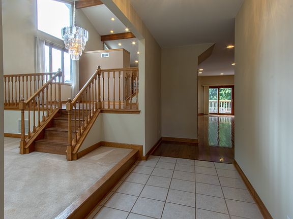 3rd image of 9936 Major Ave