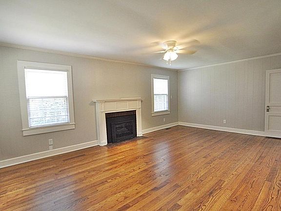 2nd image of 1145 Woodlawn St