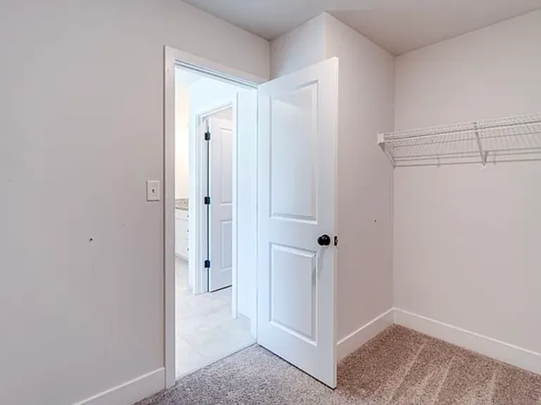 7 Limox Ln — Photo 21