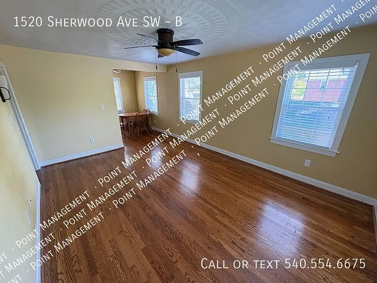 1520 Sherwood Ave SW #B — Photo 2