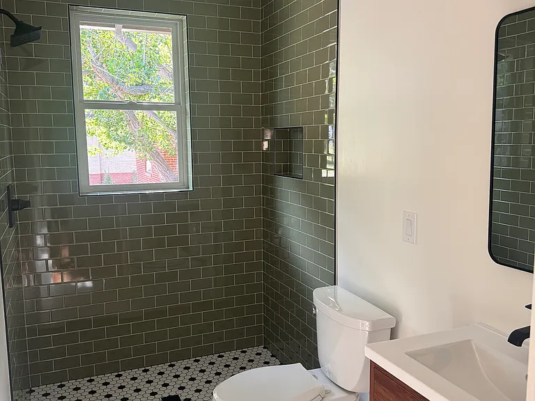 491 S Franklin St — Photo 12