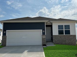 11913 S 116th St, Papillion, NE 68046