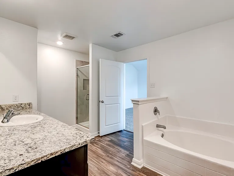 117 Fairfax Ln — Photo 19
